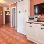 Apartmán Cozy In With Swimming Pool *