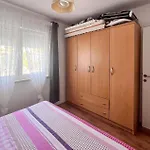 Cozy In With Swimming Pool Apartmán *